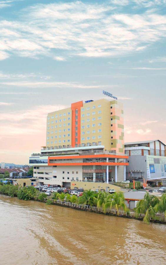 HARRIS Hotel Samarinda Dış mekan fotoğraf